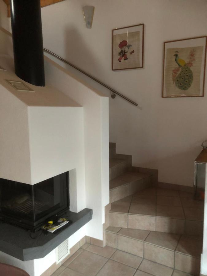 Gemuetliche Ferienwohnung Mit Garten Biasca Exterior foto